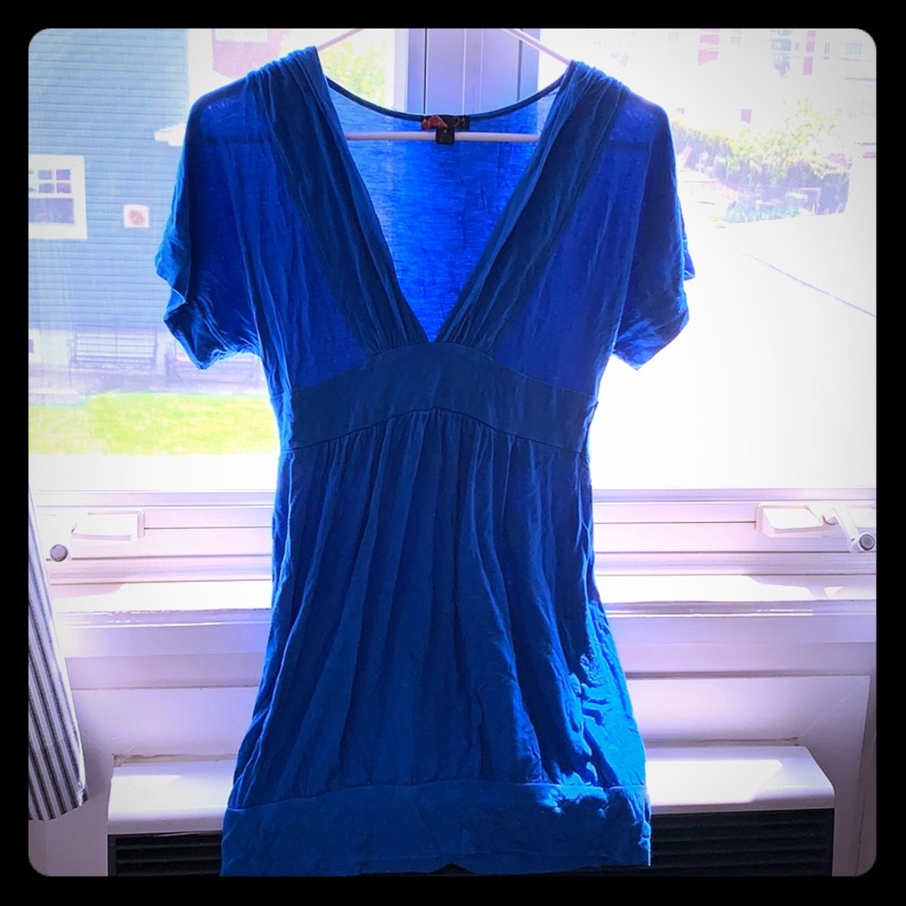Blue tunic top
